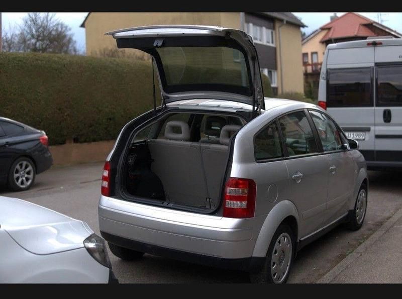 Gebraucht Audi A2 75 PS (55 kW) 2005 Grau Kleinwagen