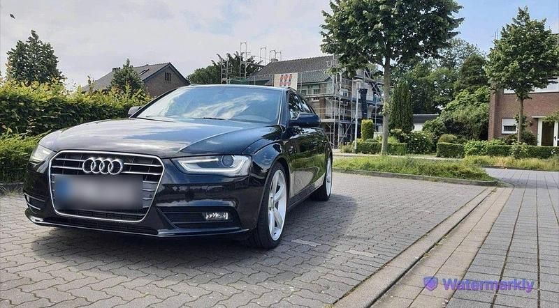 Gebraucht Audi A4 S-Line 177 PS (130 kW) 2012 Schwarz Kombi