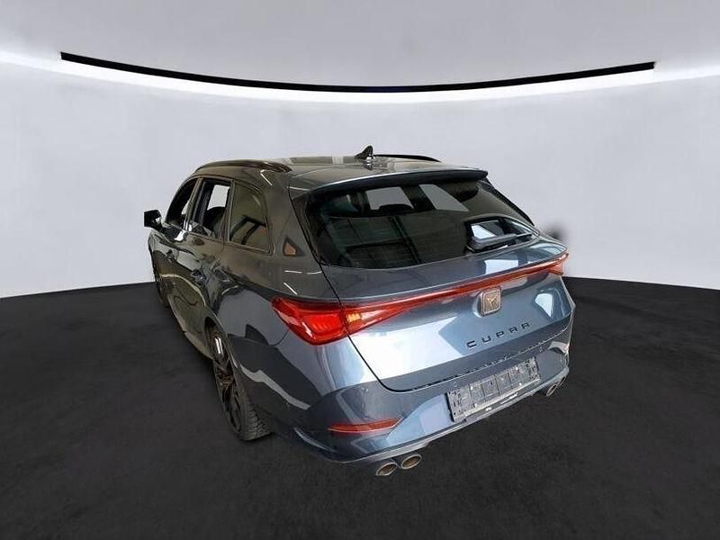Gebraucht Cupra Leon VZ 310 PS (228 kW) 2024 Magnetic grau metallic Kombi