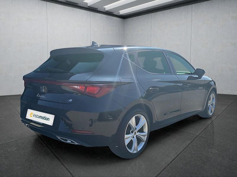 Second-hand Seat Leon 150 CP (110 kW) 2024 Negru Hatchback