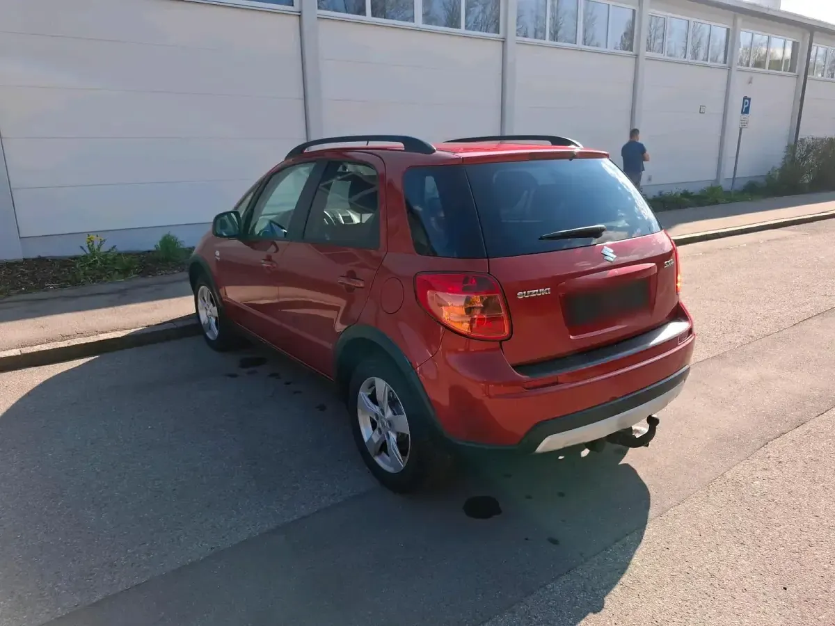 Gebraucht Suzuki SX4 136 PS (100 kW) 2010 Orange Kombi