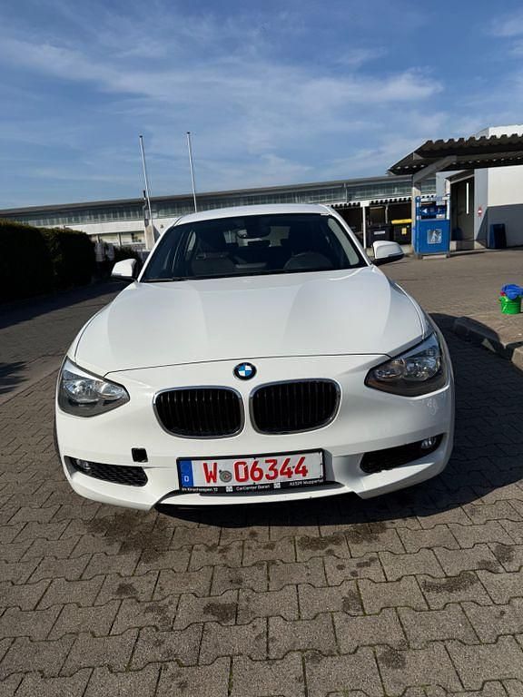 Gebraucht BMW 116 136 PS (100 kW) 2013 Weiß Kleinwagen