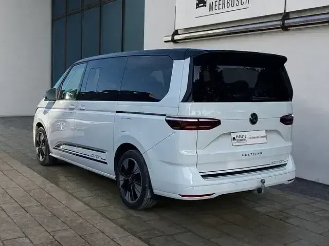 Gebraucht VW Multivan Edition 150 PS (110 kW) 2025 Candyweiß Van / Kleinbus