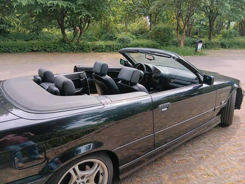 Schwarz Gebraucht 1996 BMW 328 Cabriolet M Sport Cabrio | 7.777 € (Superpreis) - Bild 1/4