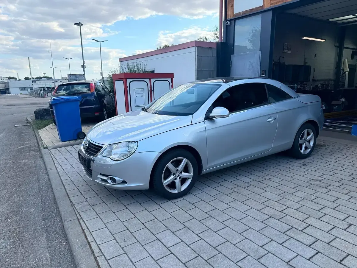 Gebraucht VW Eos 116 PS (85 kW) 2006 Silber Cabrio