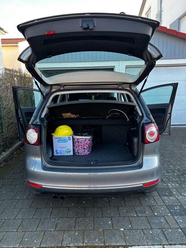 Grau Gebraucht 2009 VW Golf Plus Highline Van / Kleinbus | 4.050 € (Superpreis) - Bild 1/4