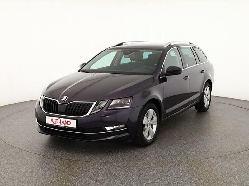 Violett Gebraucht 2020 Skoda Octavia Style Kombi | 22.490 € (Guter Preis) - Bild 1/4