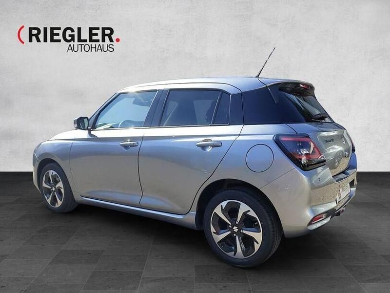 Gebraucht Suzuki Swift 61 PS (44 kW) 2025 Silber Kleinwagen