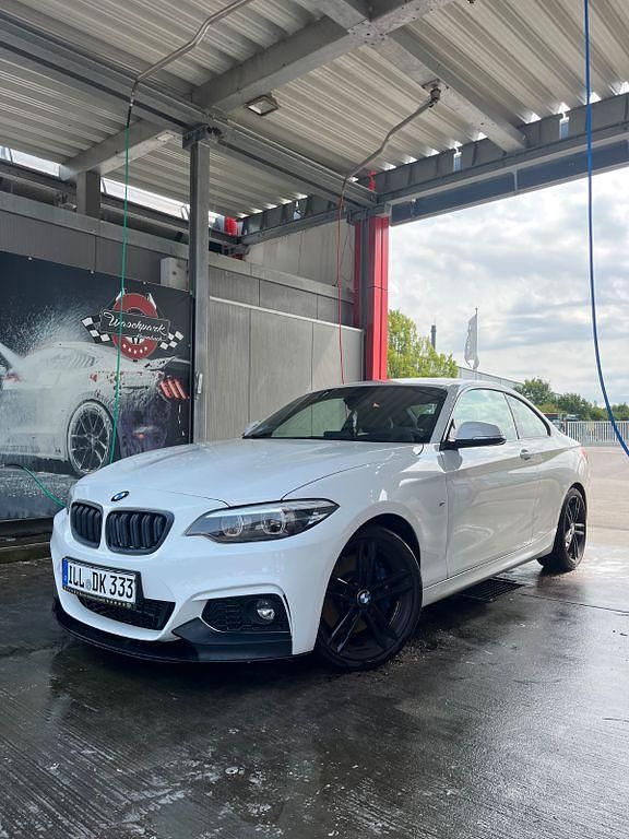 Schwarz Gebraucht 2017 BMW 218 M Sport Coupé | 19.500 € (Fairer Preis) - Bild 1/4