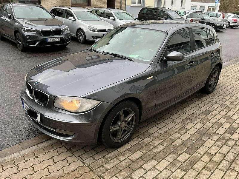 Gebraucht BMW 120 177 PS (130 kW) 2008 Grau Kleinwagen