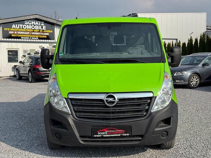 Gebraucht Opel Movano 131 PS (96 kW) 2017 Weiß Van / Kleinbus