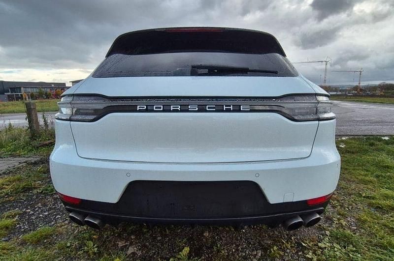 Gebraucht Porsche Macan S 258 PS (189 kW) 2015 Weiß SUV