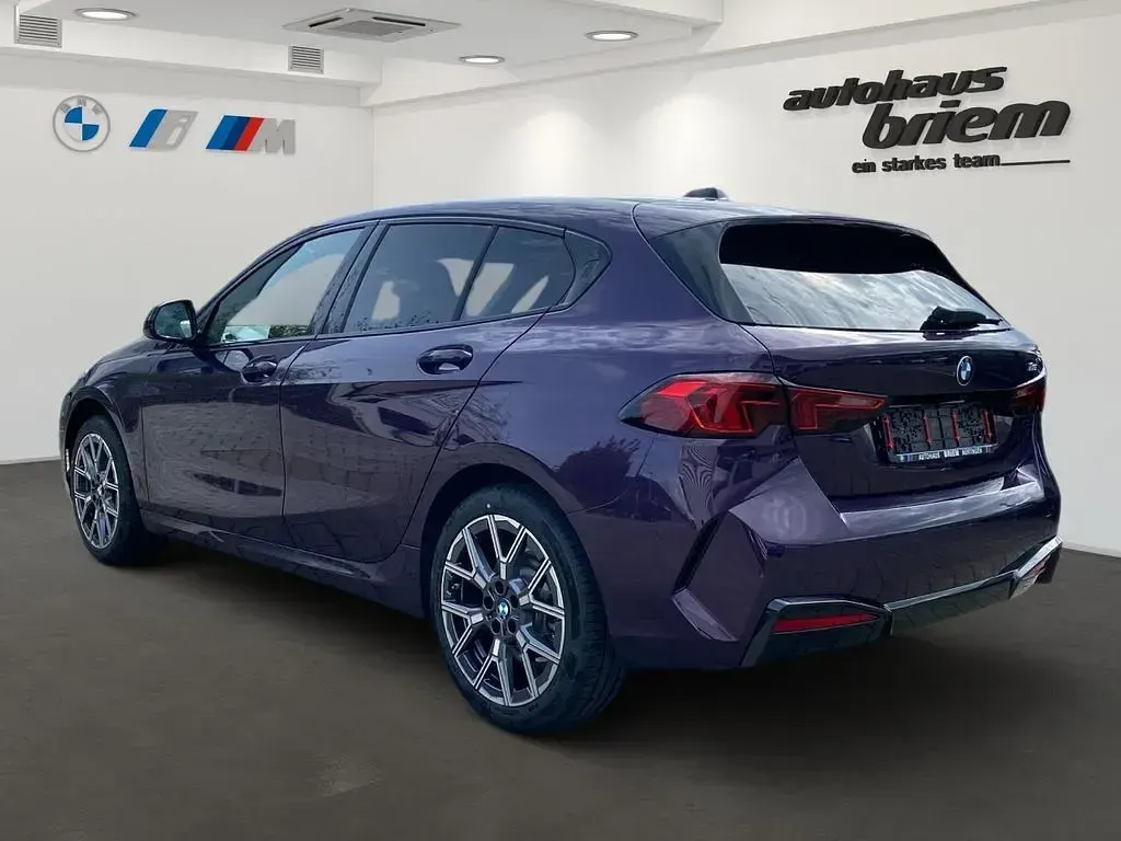 New BMW 116 122 HP (89 kW) 2026 Purple Hatchback