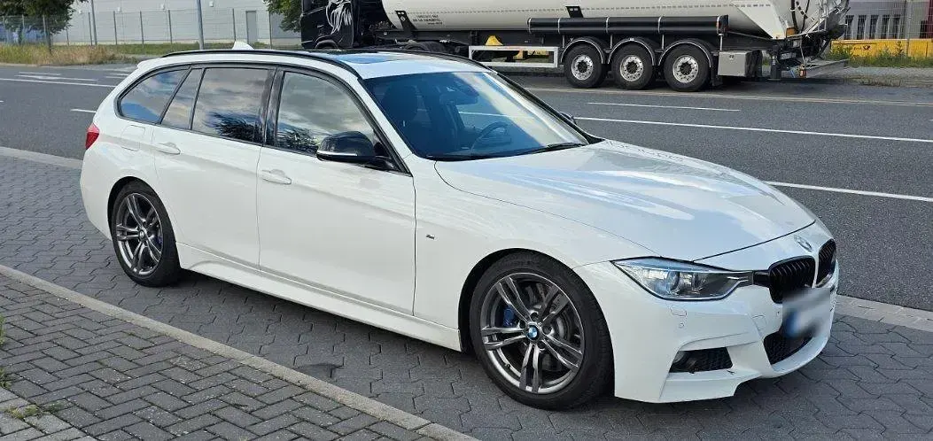 Gebraucht BMW 325 M Sport 218 PS (160 kW) 2015 Weiß Kombi
