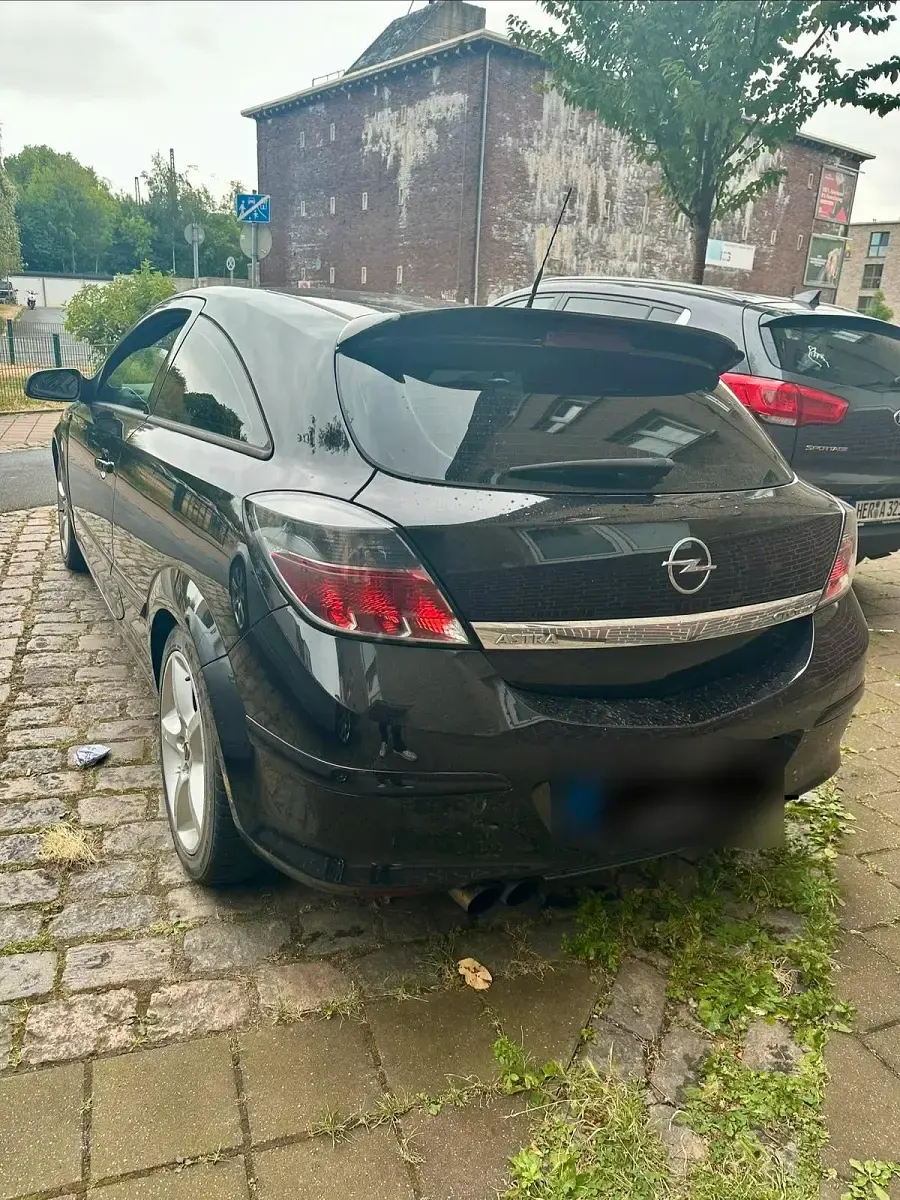 Gebraucht Opel Astra GTC OPC 170 PS (125 kW) 2006 Schwarz Coupé