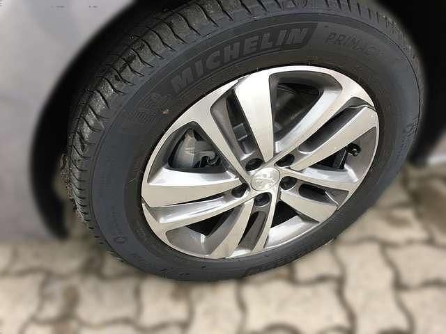 Gebraucht Peugeot e-Traveller Active 100 kW (136 PS) 2023 Grau metallic Van / Kleinbus