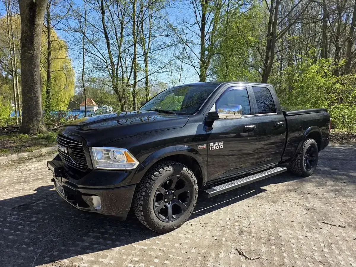 Gebraucht Dodge Ram 401 PS (294 kW) 2018 Schwarz