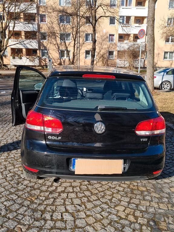 Gebraucht VW Golf VI Trendline 105 PS (77 kW) 2011 Kleinwagen