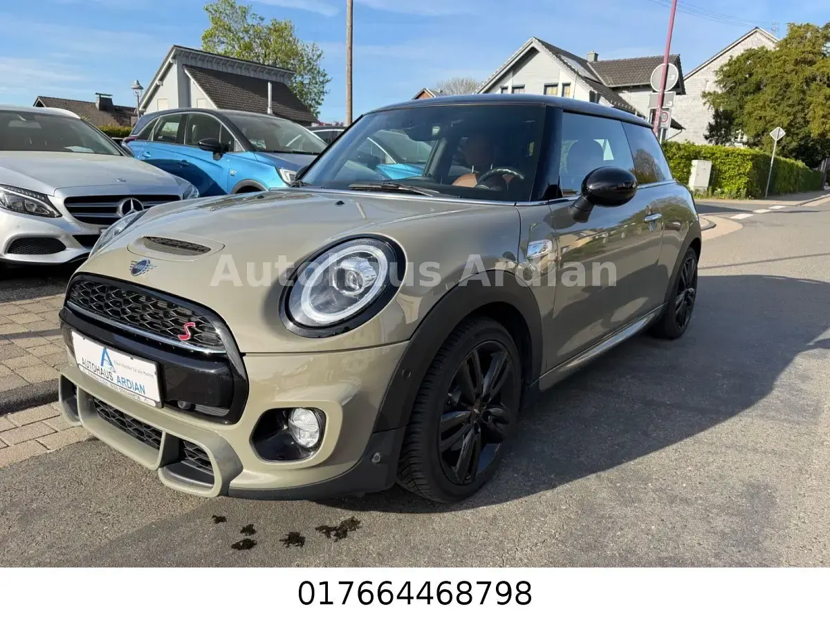 Gebraucht Mini Cooper 192 PS (141 kW) 2019 Grau Kleinwagen