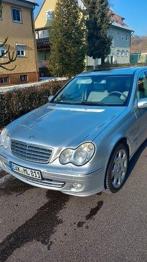 Gebraucht Mercedes C350 Elegance 272 PS (200 kW) 2006 Silber Limousine