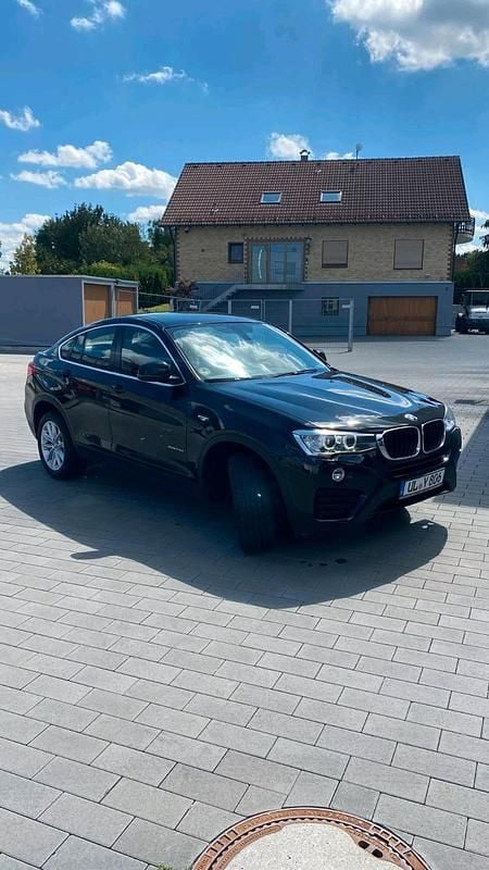 Schwarz Gebraucht 2017 BMW X4 SUV | 18.000 € - Bild 1/3