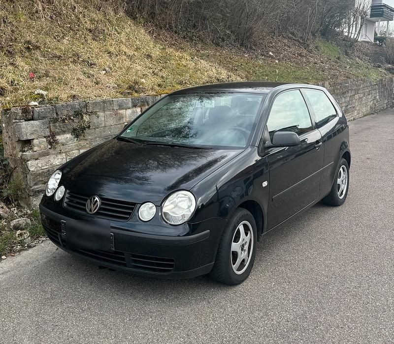 Gebraucht VW Polo 64 PS (47 kW) 2003 Schwarz Kleinwagen