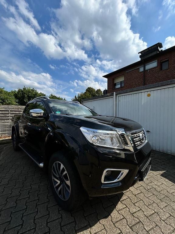 Gebraucht Nissan Navara 190 PS (139 kW) 2018 Schwarz Pickup