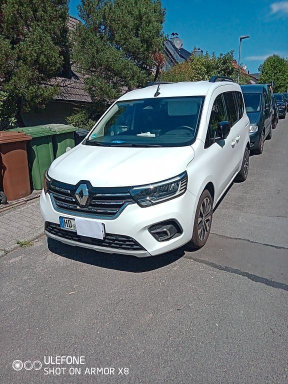 Weiß Gebraucht 2024 Renault Kangoo Techno Van / Kleinbus | 22.999 € - Bild 1/4
