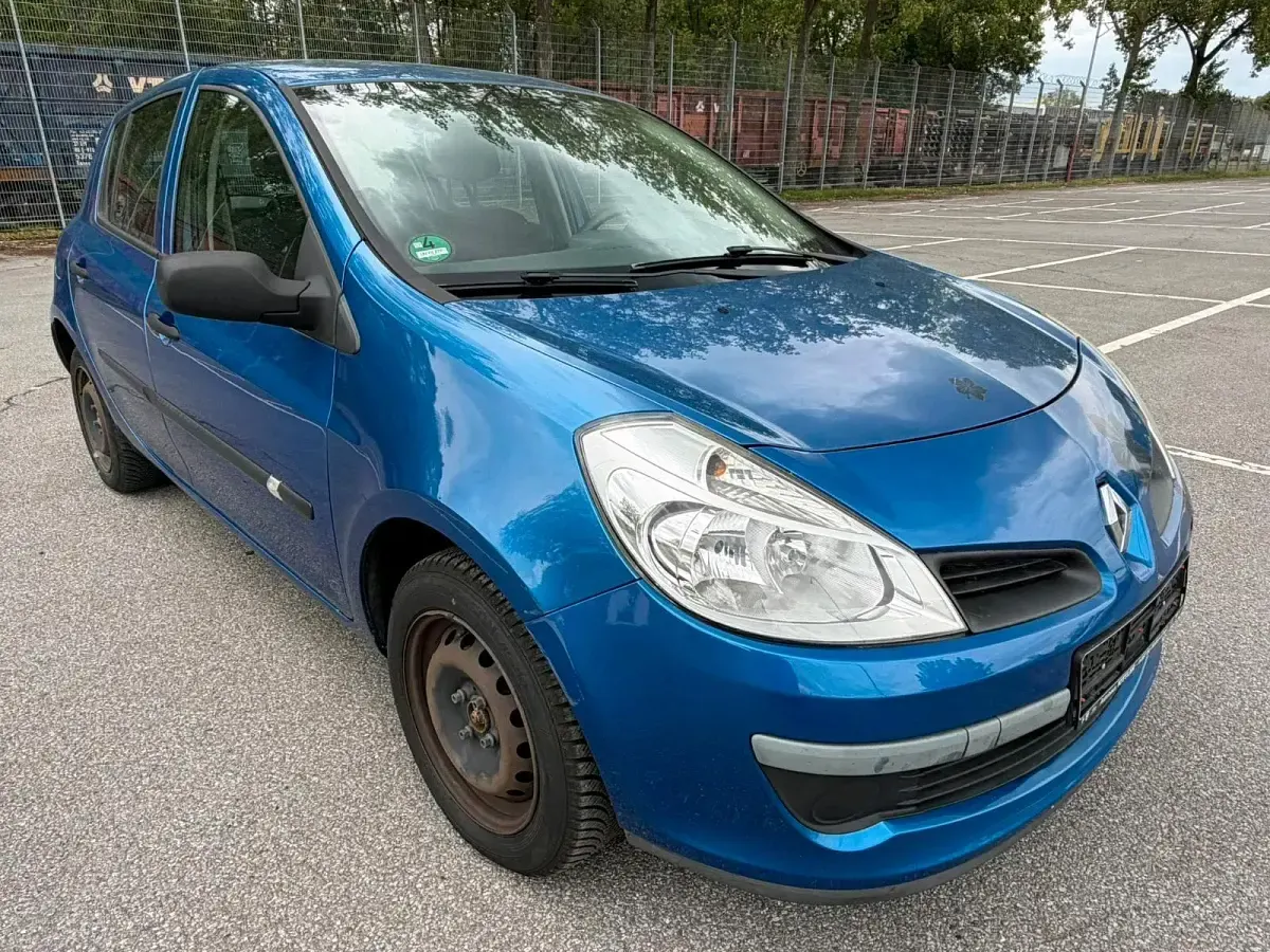 Brugt Renault Clio II 75 HK (55 kW) 2006 Blå Hatchback