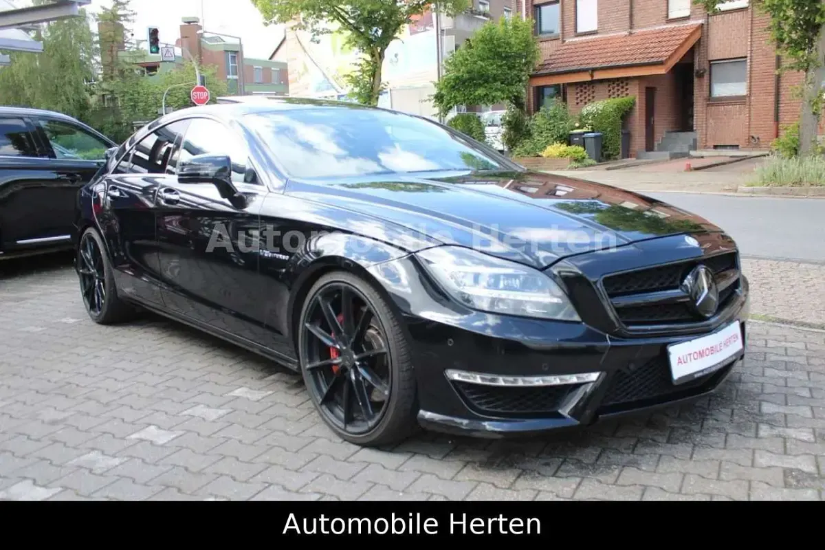 Gebraucht Mercedes CLS63 AMG AMG 525 PS (386 kW) 2013 Schwarz Limousine