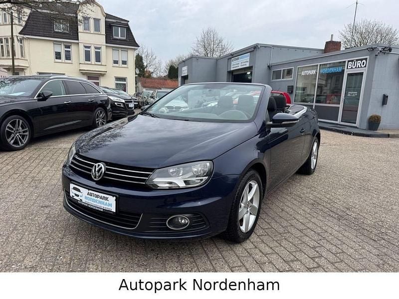 Gebraucht VW Eos Basis 122 PS (89 kW) 2011 Blau Cabrio