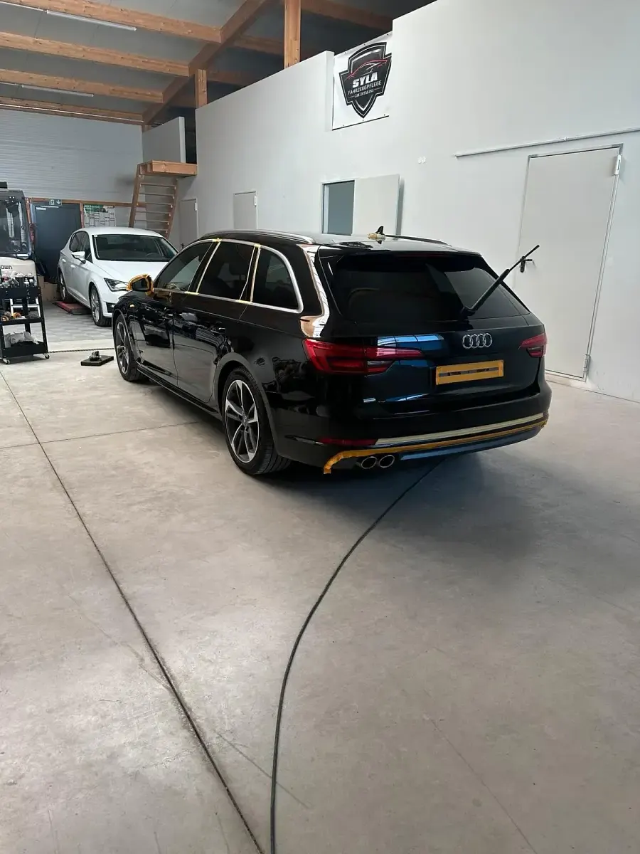 Gebraucht Audi A4 218 PS (160 kW) 2017 Schwarz Kombi