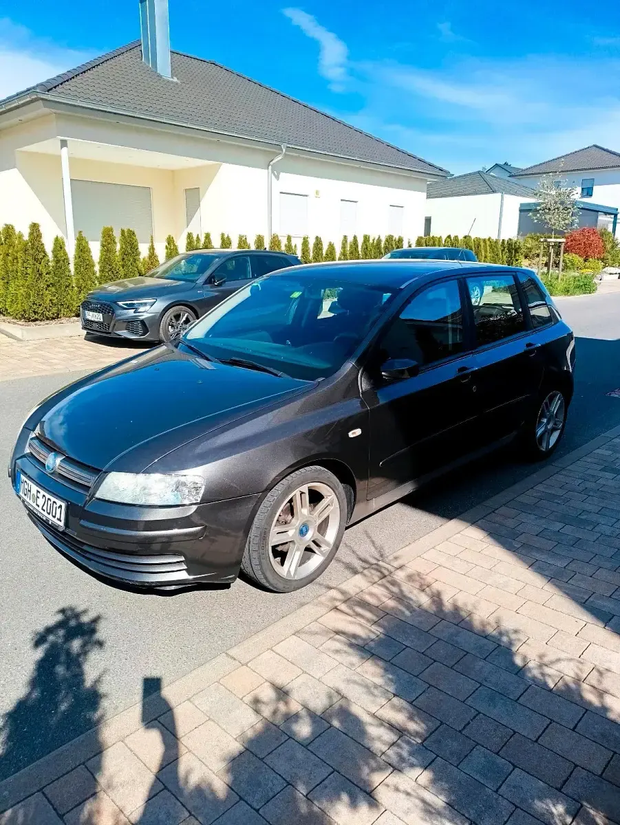 Gebraucht Fiat Stilo 95 PS (69 kW) 2006 Grau Limousine