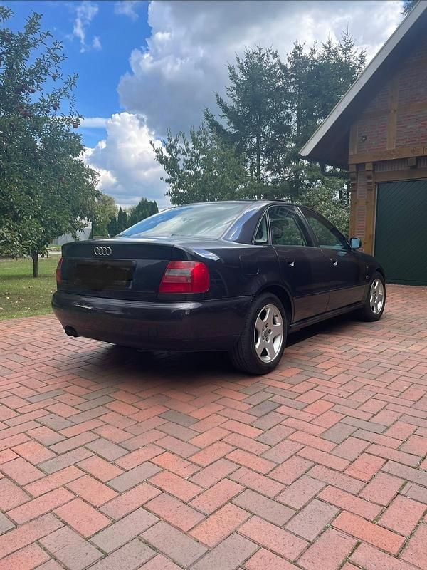 Brugt Audi A4 150 HK (110 kW) 1995 Sedan