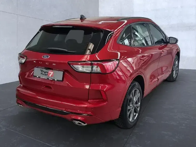 Gebraucht Ford Kuga ST-Line 225 PS (165 kW) 2022 Lucidrot (metallic) SUV