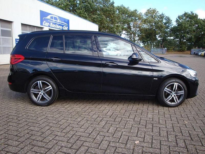 Gebraucht BMW 218 Sport Line 150 PS (110 kW) 2016 Schwarz Kombi
