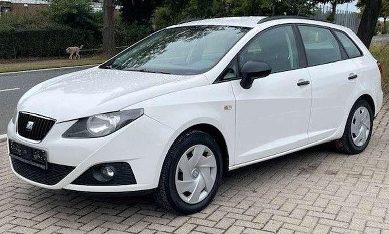 Weiß Gebraucht 2012 Seat Ibiza ST Reference Kombi | 3.500 € (Fairer Preis) - Bild 1/4
