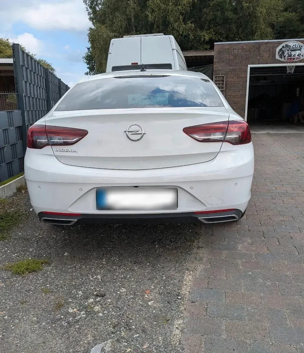 Gebraucht Opel Insignia Ultimate 174 PS (127 kW) 2021 Schwarz Limousine