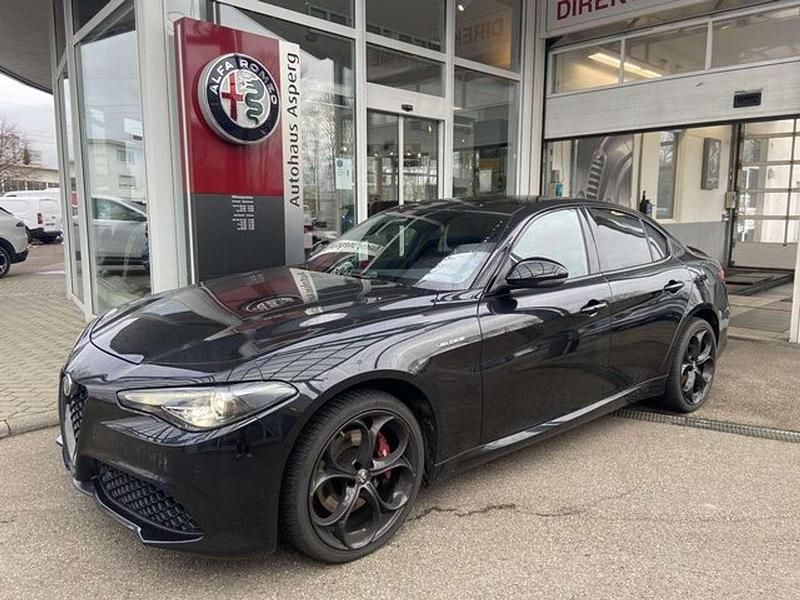 Schwarz Gebraucht 2022 Alfa Romeo Giulia Veloce Limousine | 43.990 € (Fairer Preis) - Bild 1/4