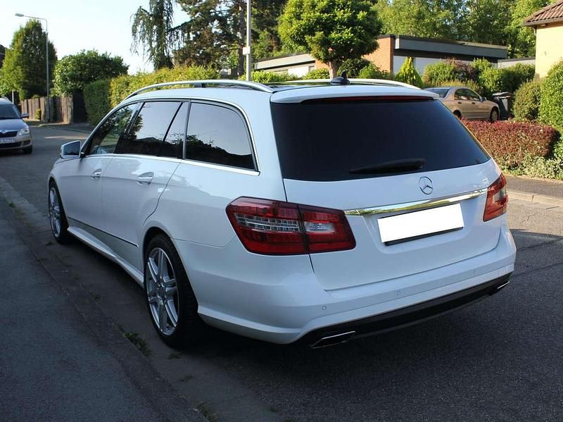 Gebraucht Mercedes E350 Avantgarde 265 PS (194 kW) 2012 Weiß Kombi