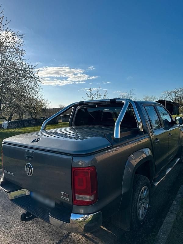 Gebraucht VW Amarok 163 PS (119 kW) 2011 Grau Pickup