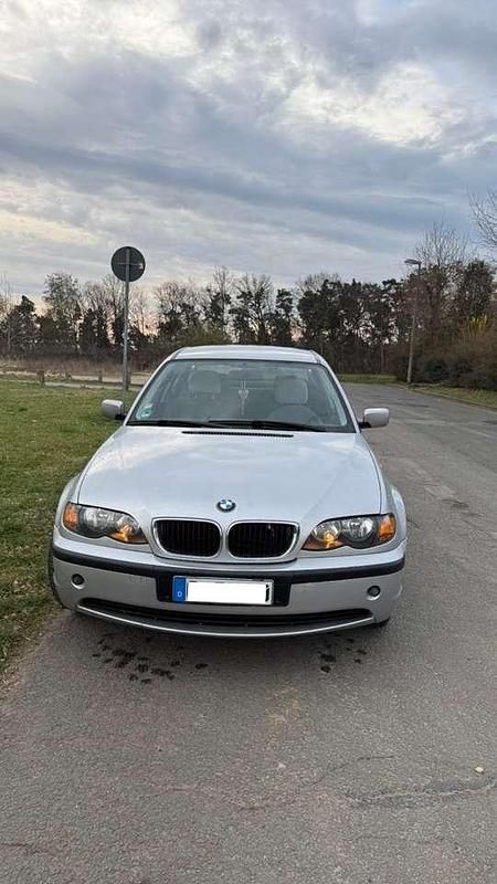 Gebraucht BMW 316 116 PS (85 kW) 2002 Limousine