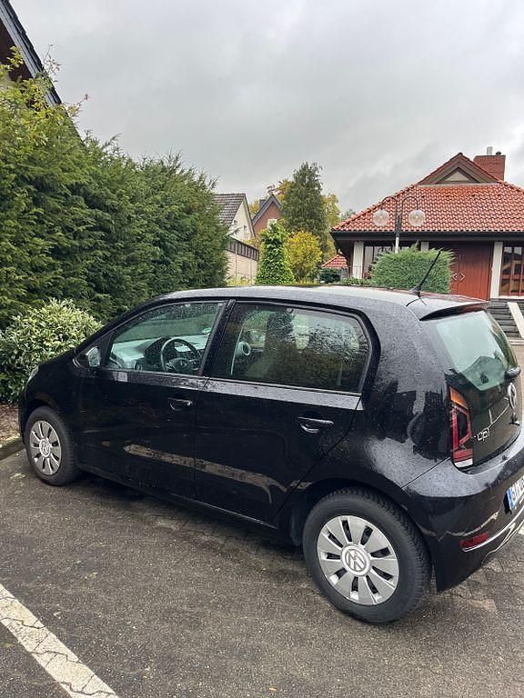 Schwarz Gebraucht 2017 VW up! Kleinwagen | 8.400 € (Guter Preis) - Bild 1/4