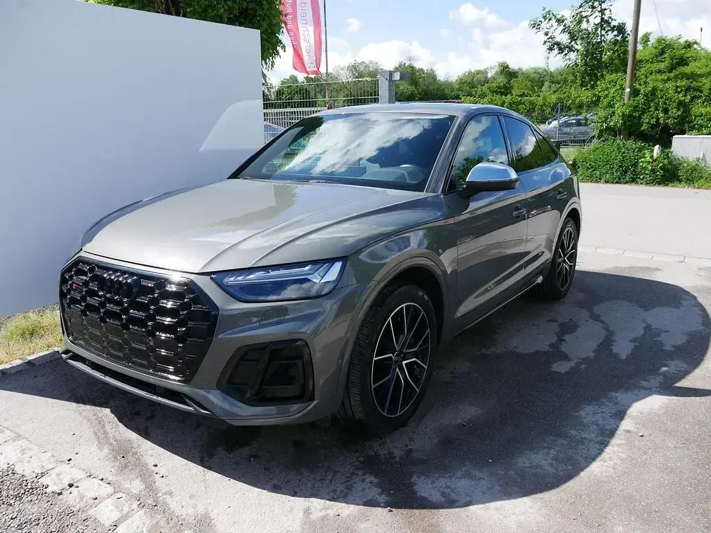 Gebraucht Audi SQ5 Sportback Comfort 341 PS (250 kW) 2023 Chronos gray metalic SUV