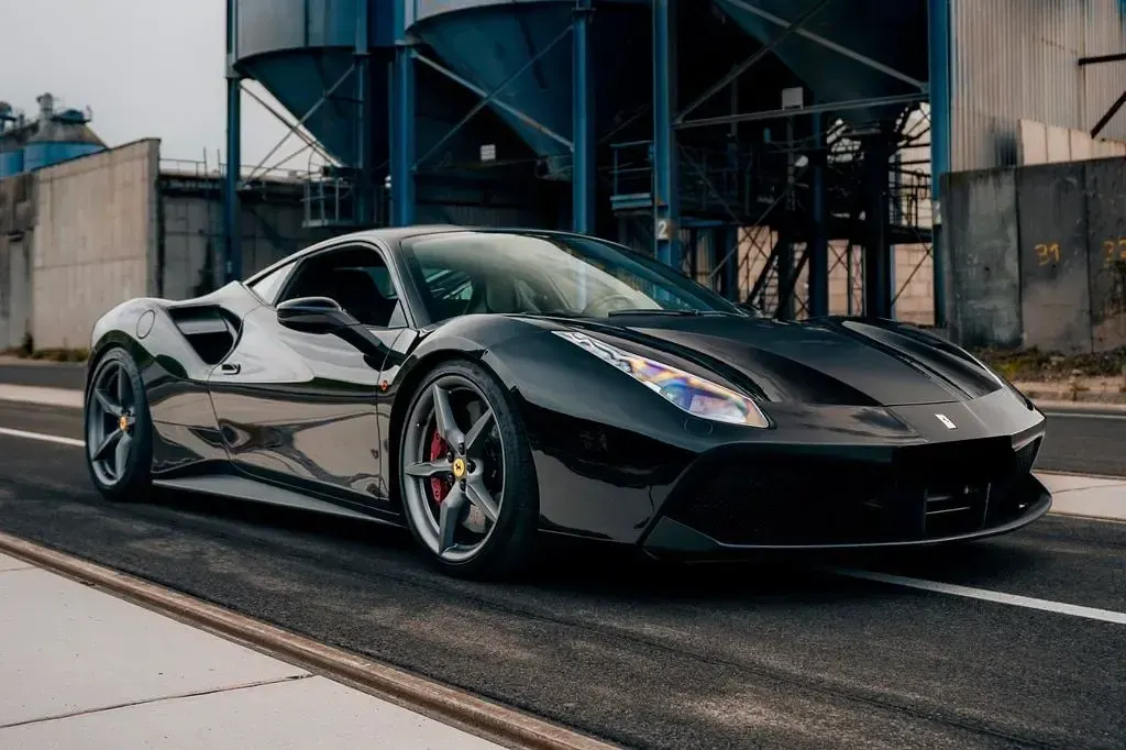 Gebraucht Ferrari 488 669 PS (492 kW) 2018 Schwarz Coupé