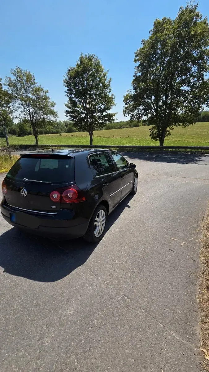 Gebraucht VW Golf VI Edition 122 PS (89 kW) 2008 Schwarz Kleinwagen