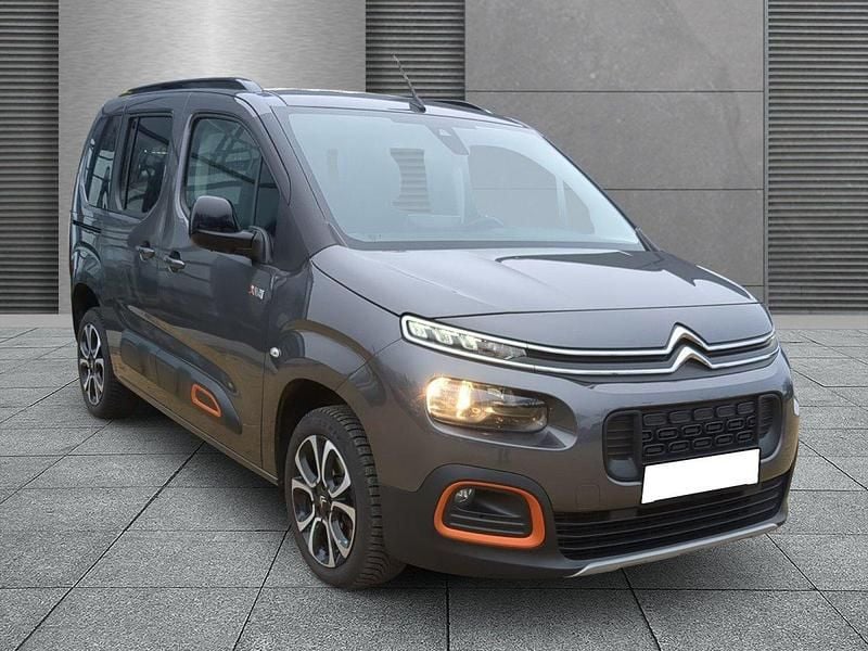 Gebraucht Citroën Berlingo Shine 131 PS (96 kW) 2024 Platiniumgrau Van / Kleinbus