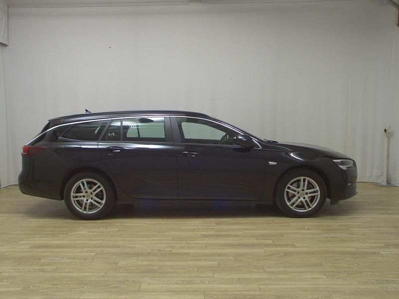 Schwarz Gebraucht 2022 Opel Insignia Edition Kombi | 14.980 € (Superpreis) - Bild 1/4
