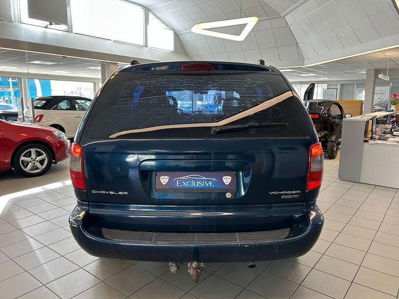 Gebraucht Chrysler Voyager 150 PS (110 kW) 2004 Blau Van / Kleinbus