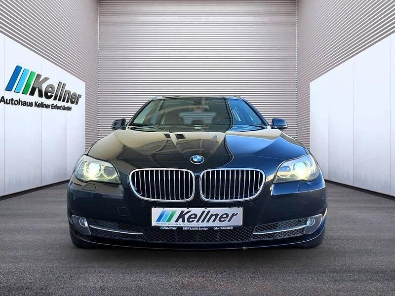 Schwarz Gebraucht 2010 BMW 530 Limousine | 7.880 € (Superpreis) - Bild 1/4
